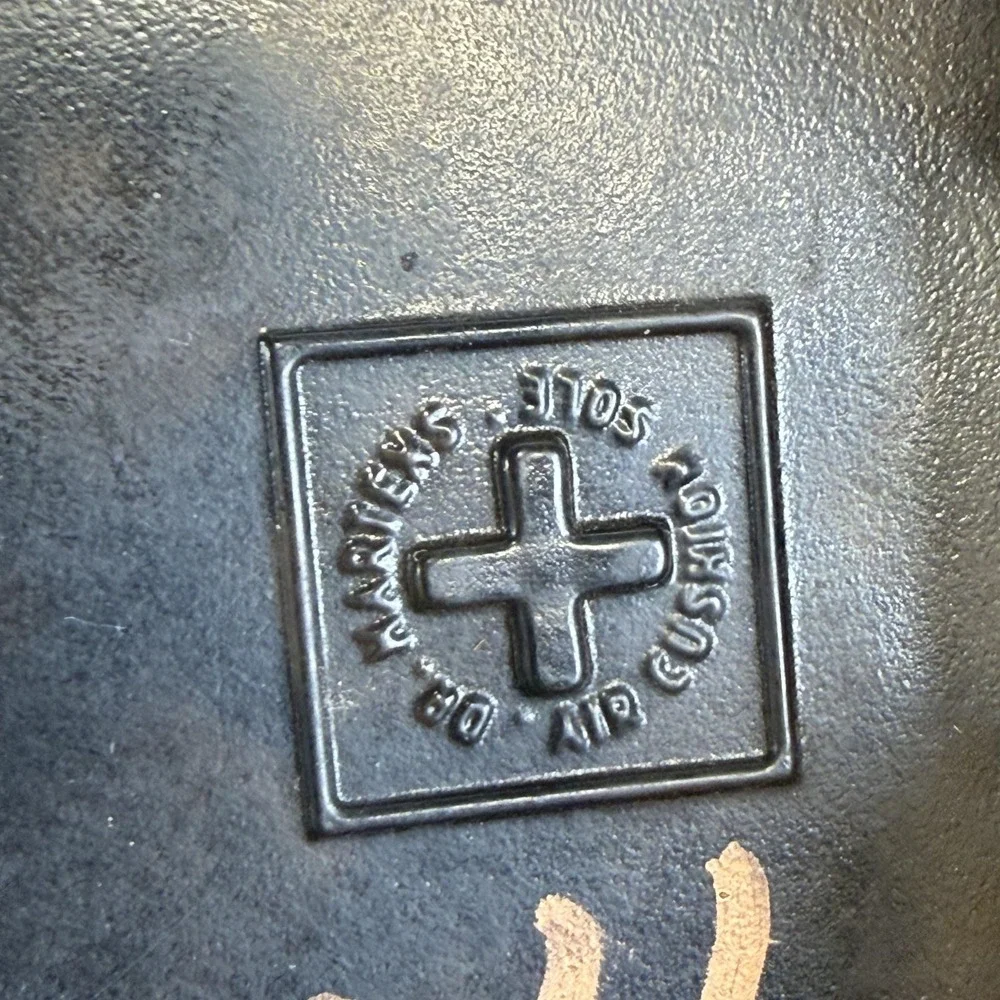 Dr Martens Boots Womens 8 Black Rometty Leather Platform Chelsea Ankle Lug Sole